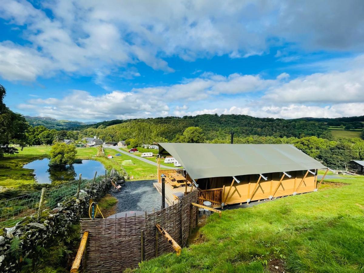Mountain View Safari Tent With Hot Tub In The Heart Of Snowdonia Dolgellau Esterno foto